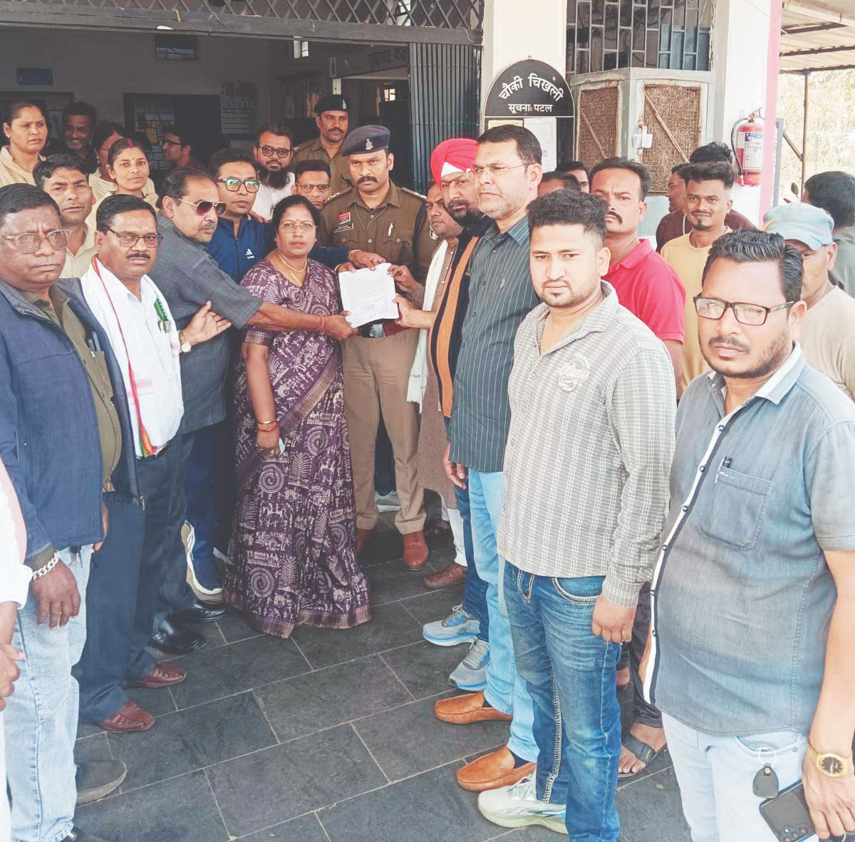 एसआईआर: पूर्व भाजपा पार्षद पर दर्जनों मतदाताओं के नाम कटवाने का आरोप, पुलिस कार्रवाई की मांग