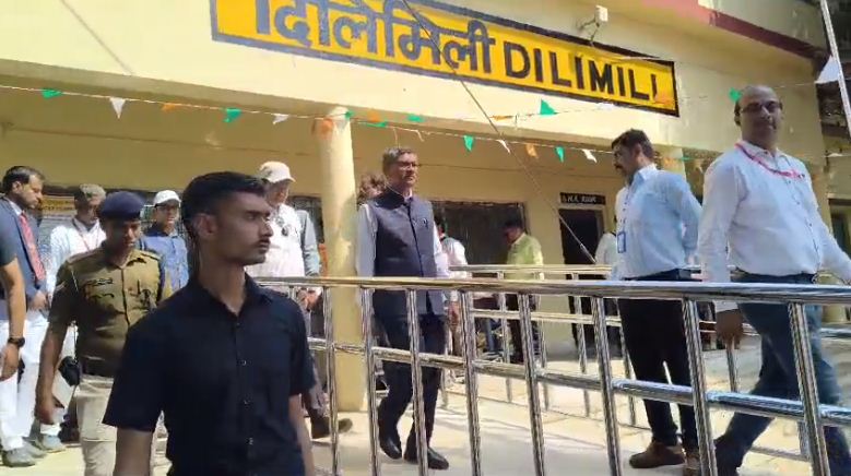 ईको के जीएम पहुंचे जगदलपुर, किया स्टेशन का निरीक्षण