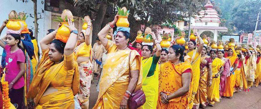 किरंदुल में कलश यात्रा के साथ महाशिवरात्रि महोत्सव शुरू