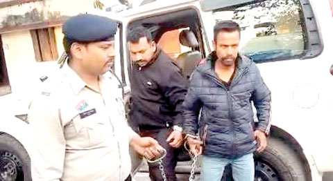 हेरोइन तस्करी: आरक्षक का सहयोगी गिरफ्तार