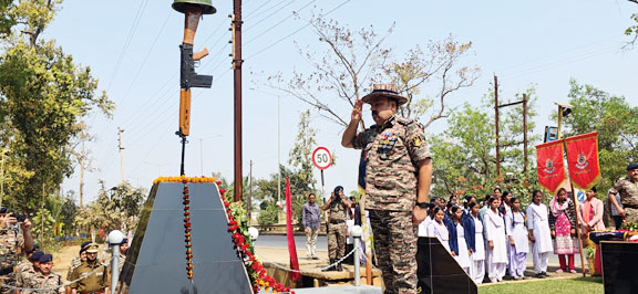पुलवामा शहीदों को श्रद्धांजलि, कोण्डागांव में शहीद स्मृति कार्यक्रम आयोजित