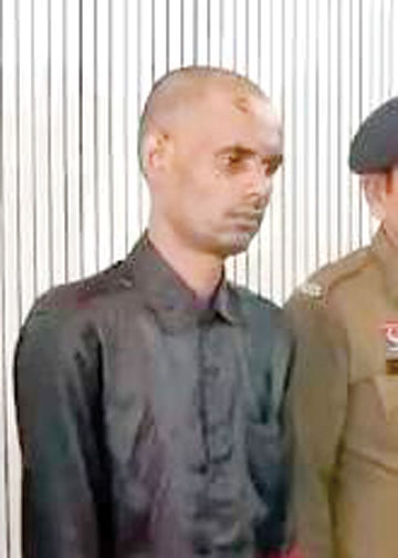 पिस्टल, मैग्जीन के साथ आदतन आरोपी गिरफ्तार