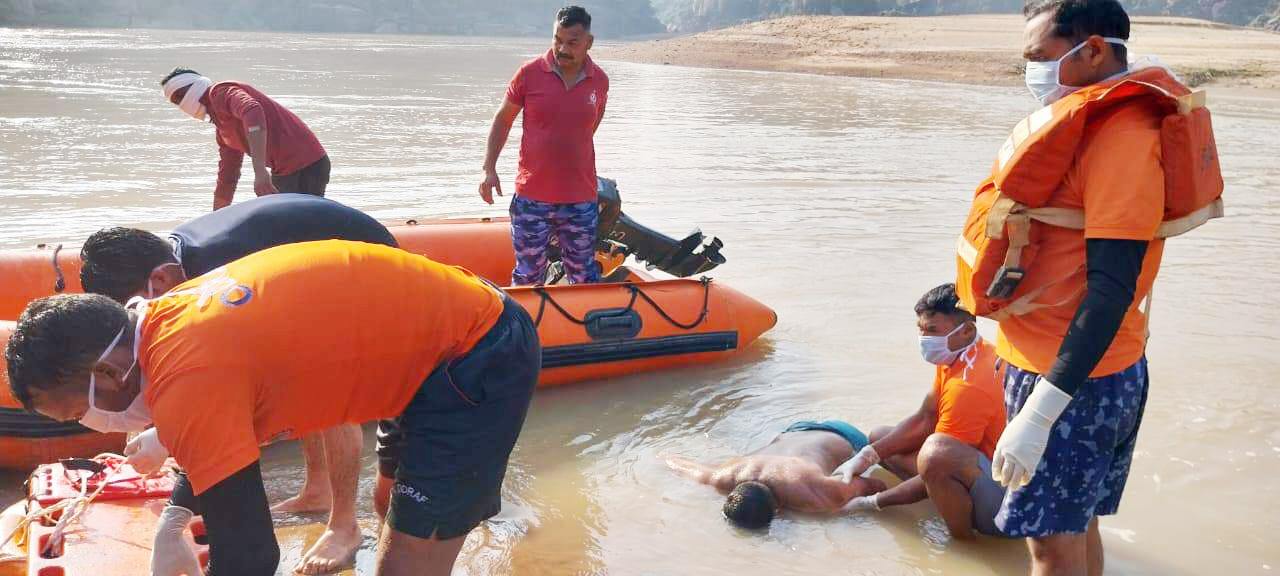 36 घंटे के बाद मिली  एसआई की लाश