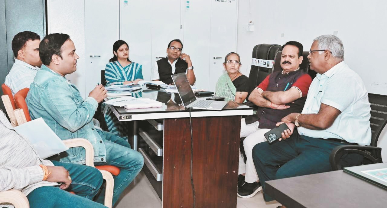 स्वास्थ्य सेवाओं को और सुदृढ़ करने बल