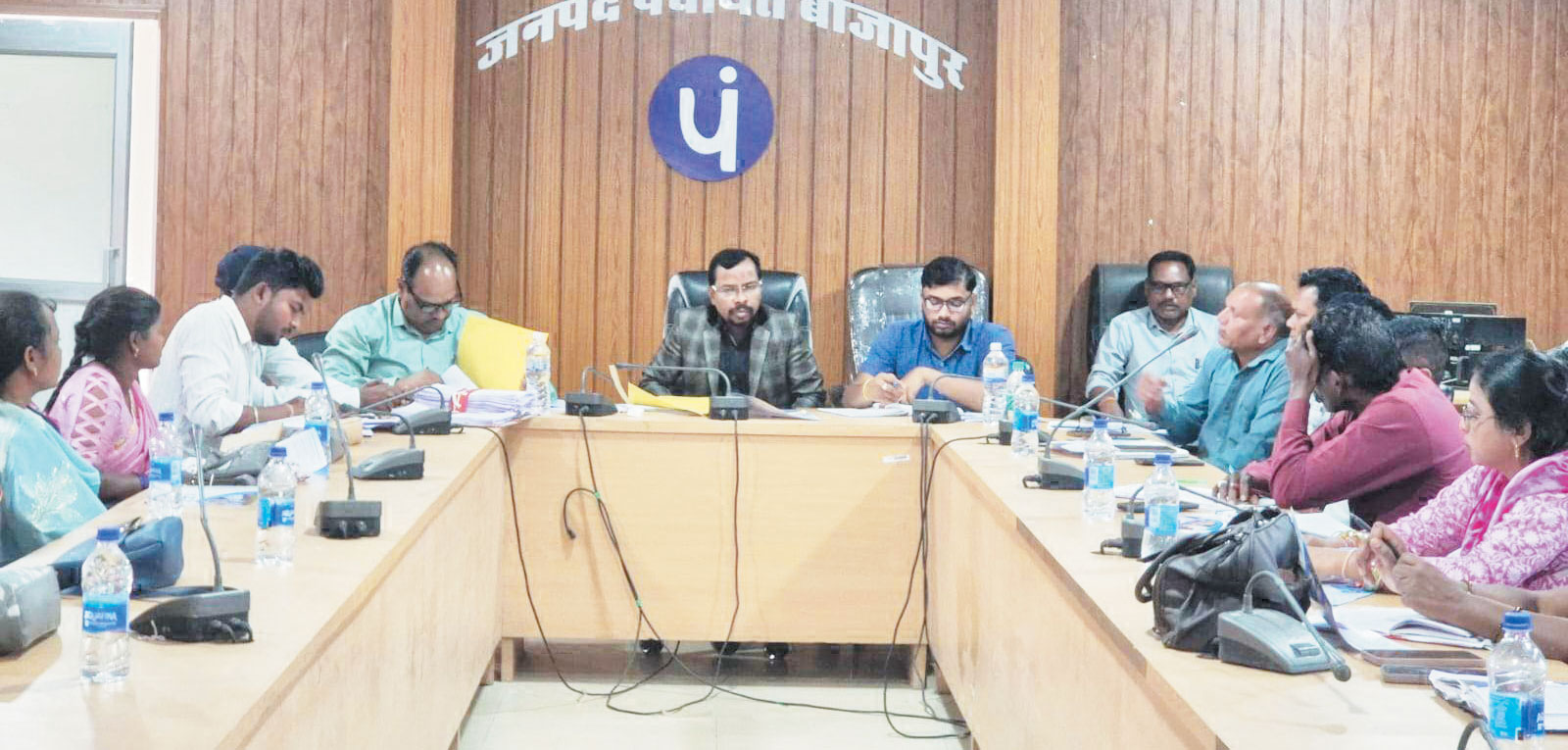 जन सुनवाई के लिए निकासी बैठक, नैमेड व दुगोली समेत 20 पंचायतों से वसूली