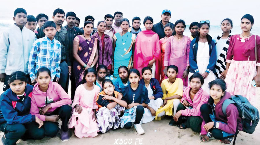 शिक्षकों और शाला प्रबंधन की अनूठी पहल