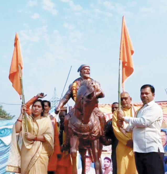  विधायक ने छत्रपति शिवाजी महाराज की प्रतिमा का किया अनावरण