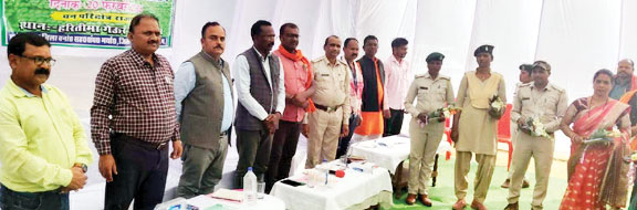 तेंदूपत्ता शाखकर्तन व संग्रहण पर प्रशिक्षण कार्यशाला, संग्राहकों को दी गई वैज्ञानिक जानकारी