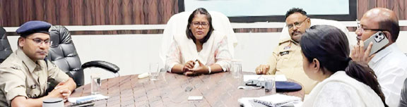 कलेक्टर-एसपी ने ली संयुक्त बैठक