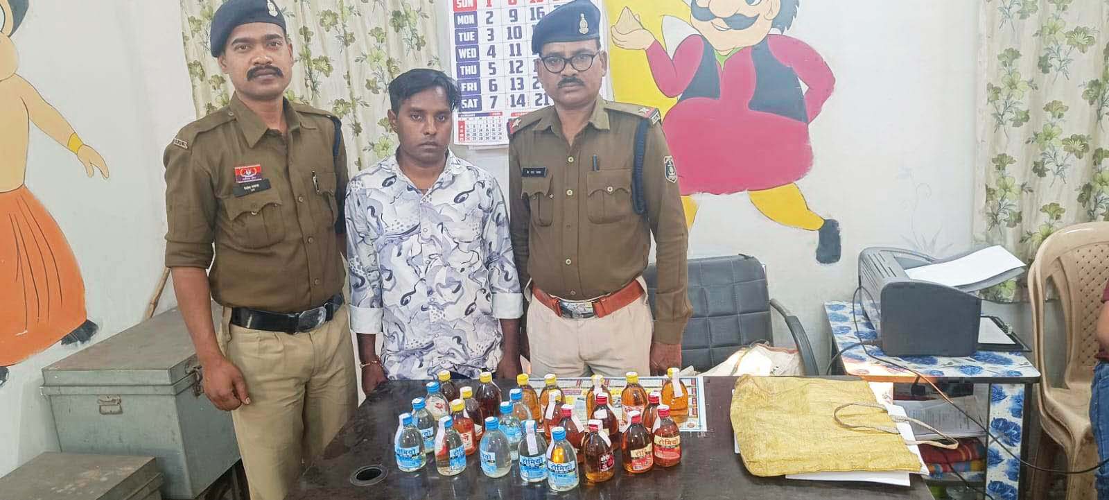 अलग-अलग जगहों से अवैध शराब जब्त, आरोपी गिरफ्तार