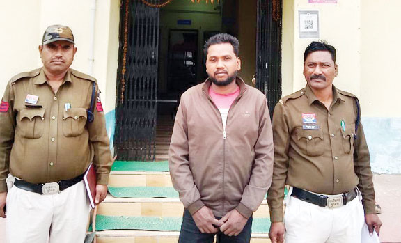 कोयला चोरी, आरोपी गिरफ्तार, 2.5 टन कोयला व बाइक जब्त