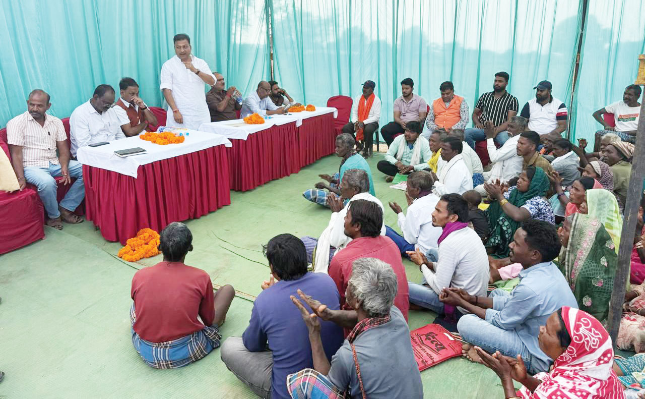 राष्ट्रपति के दत्तक पुत्र पंडो जनजाति भी भूमि अतिक्रमण के शिकार- भाजपा जिलाध्यक्ष