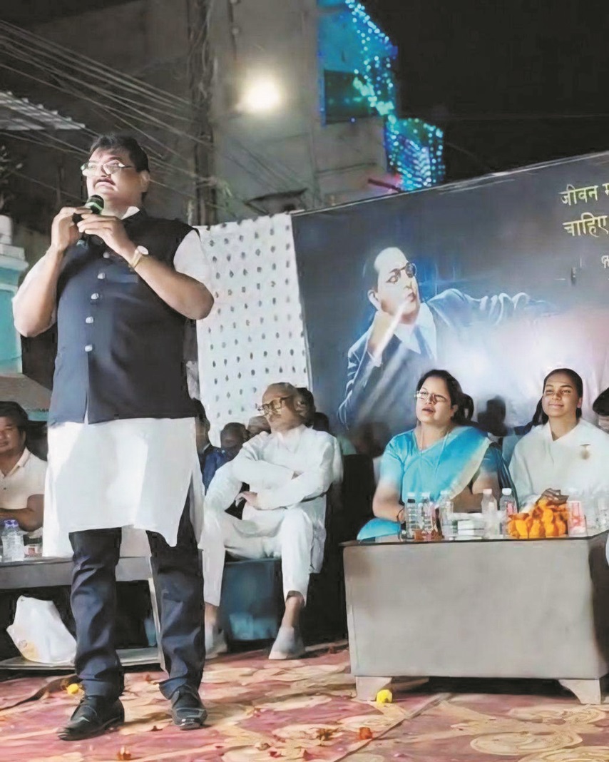 शिक्षित समाज ही उन्नति की ओर बढ़ता है-राजेश