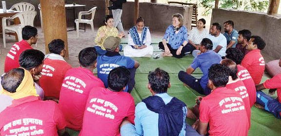 बस्तर के धुड़मारास में अंतरराष्ट्रीय पर्यटन की दस्तक