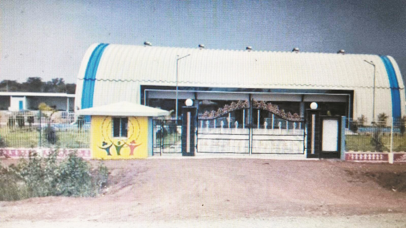 कलेक्टर ने नवागांव में डोम का किया निरीक्षण