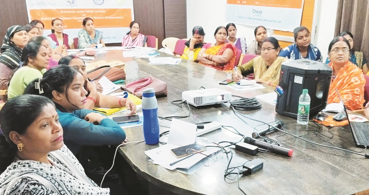महिला उद्यमियों को मार्केट डेवलपमेंट असिस्टेंस को दिया गया प्रशिक्षण