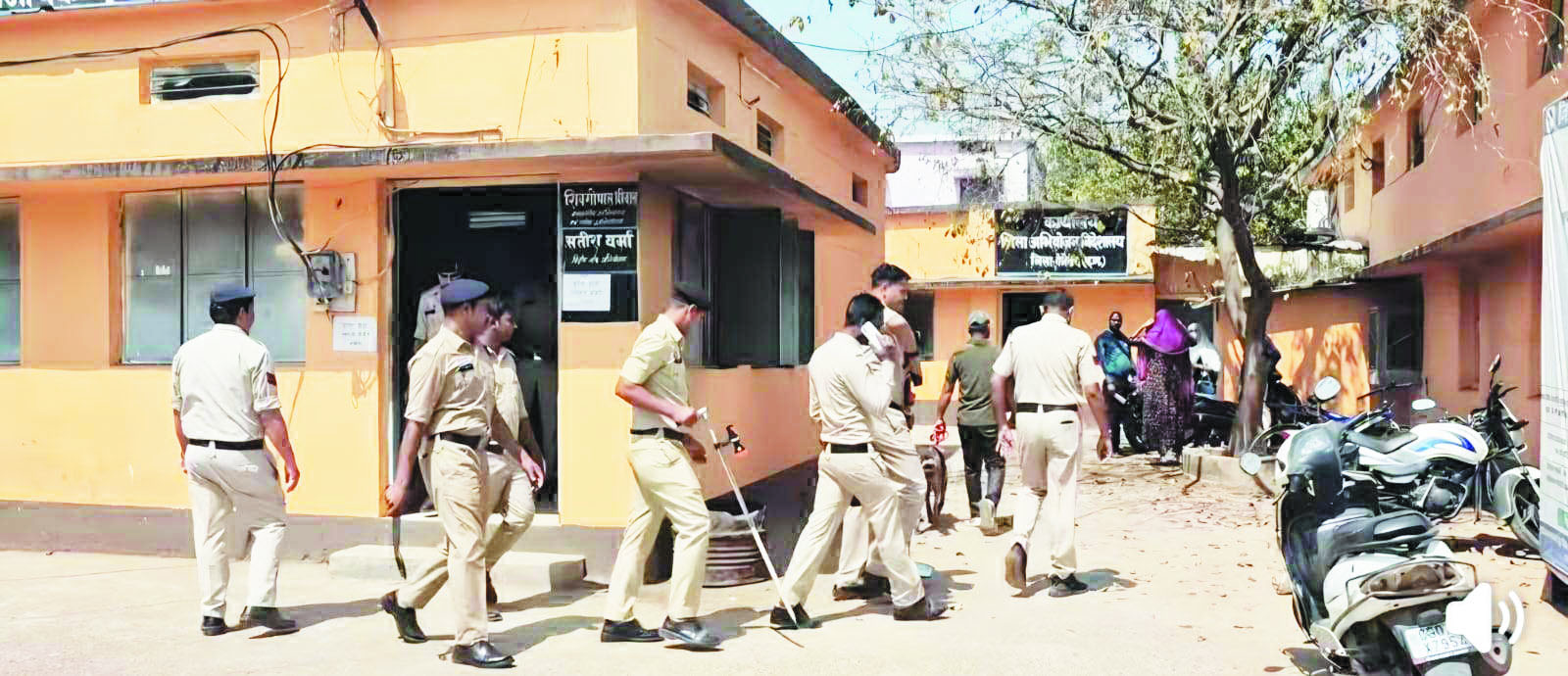न्यायालय को बम से उड़ाने की धमकी, ई-मेल से मचा हडक़ंप, परिसर खाली कराया