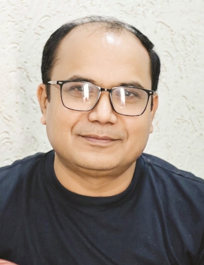 गौठान और महिला समूह क्रियाकलाप स्थल में शराब दुकान दुर्भाग्यपूर्ण-रूपेश