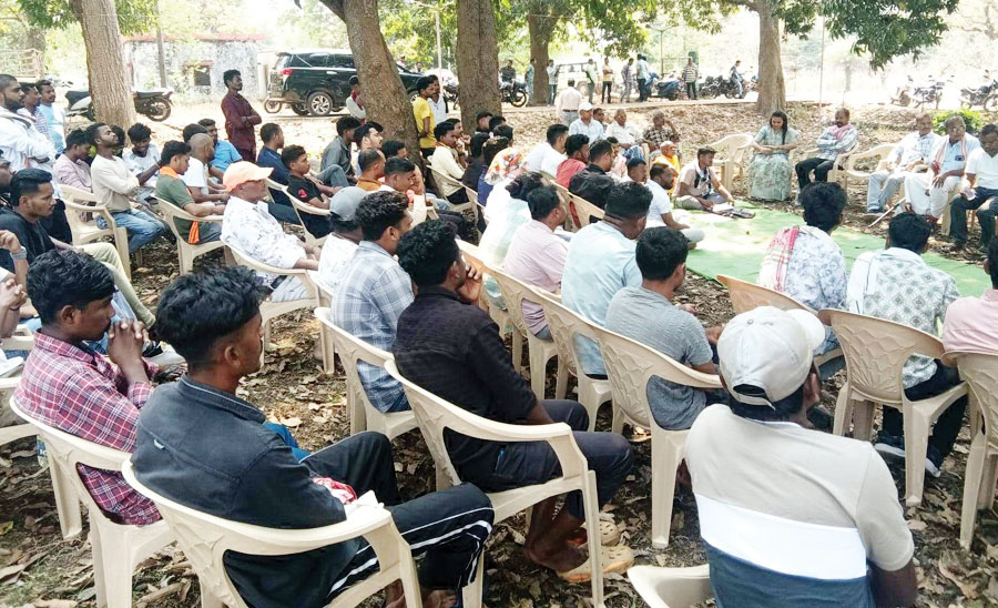 एनएमडीसी भर्ती को लेकर संयुक्त पंचायत की बैठक, प्रबंधन से जल्द चर्चा की तैयारी 