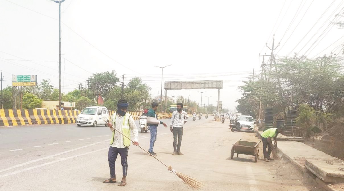 चैत नवरात्र : सडक़ों की विशेष सफाई शुरू