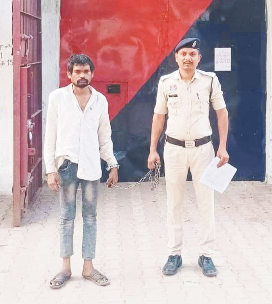 नशे की हालत में घर   में विवाद, कार्रवाई