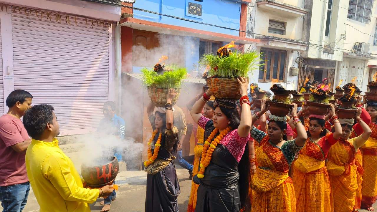 जसगीतों के साथ जोत जंवारा का विसर्जन