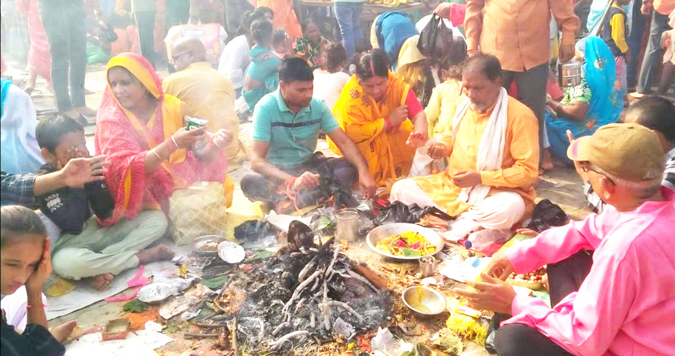 शक्तिपीठों में महाअष्टमी हवन पूजन, गूंजे माता के जयकारे