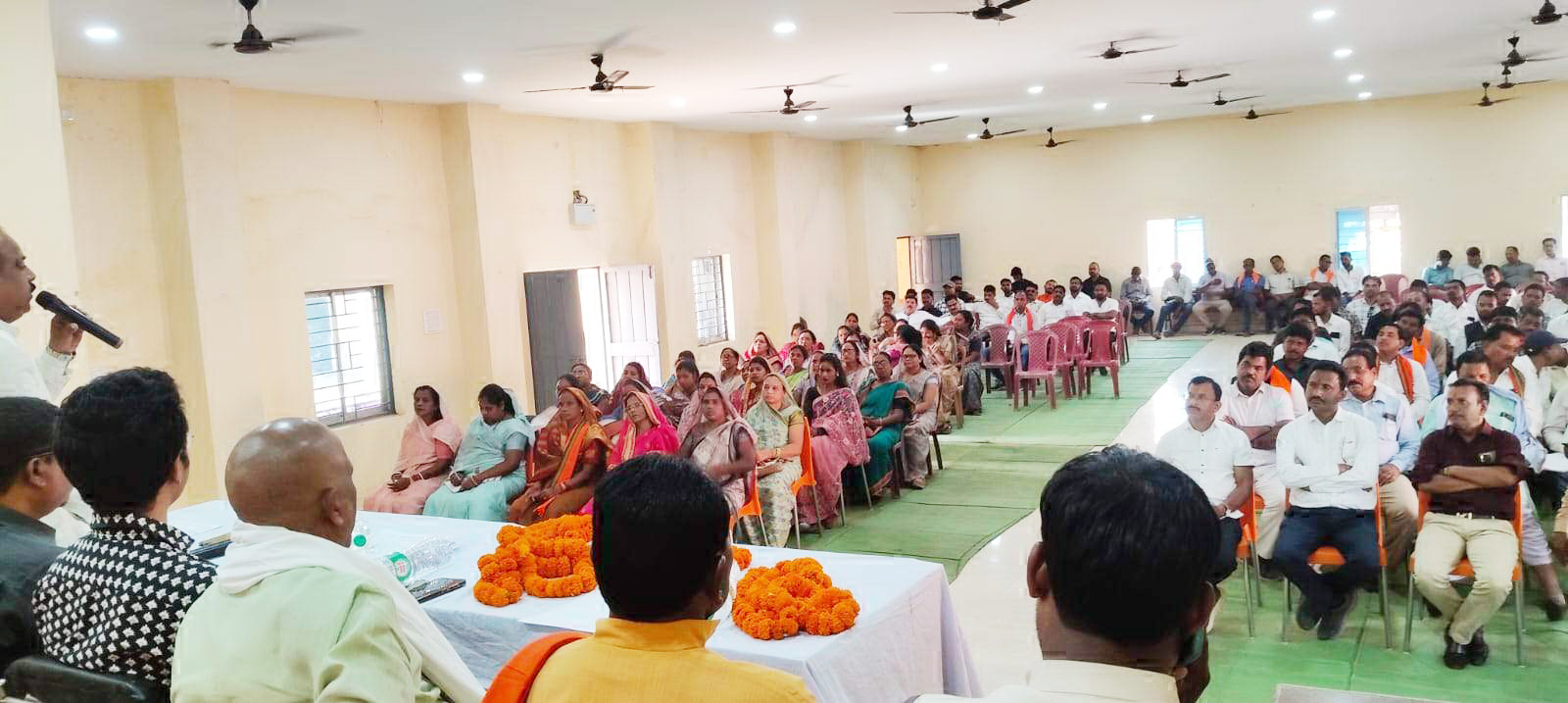 भाजपा जिला कार्यसमिति की कुनकुरी में बैठक, संगठन विस्तार के साथ स्थापना दिवस व अंबेडकर जयंती कार्यक्रमों पर जोर