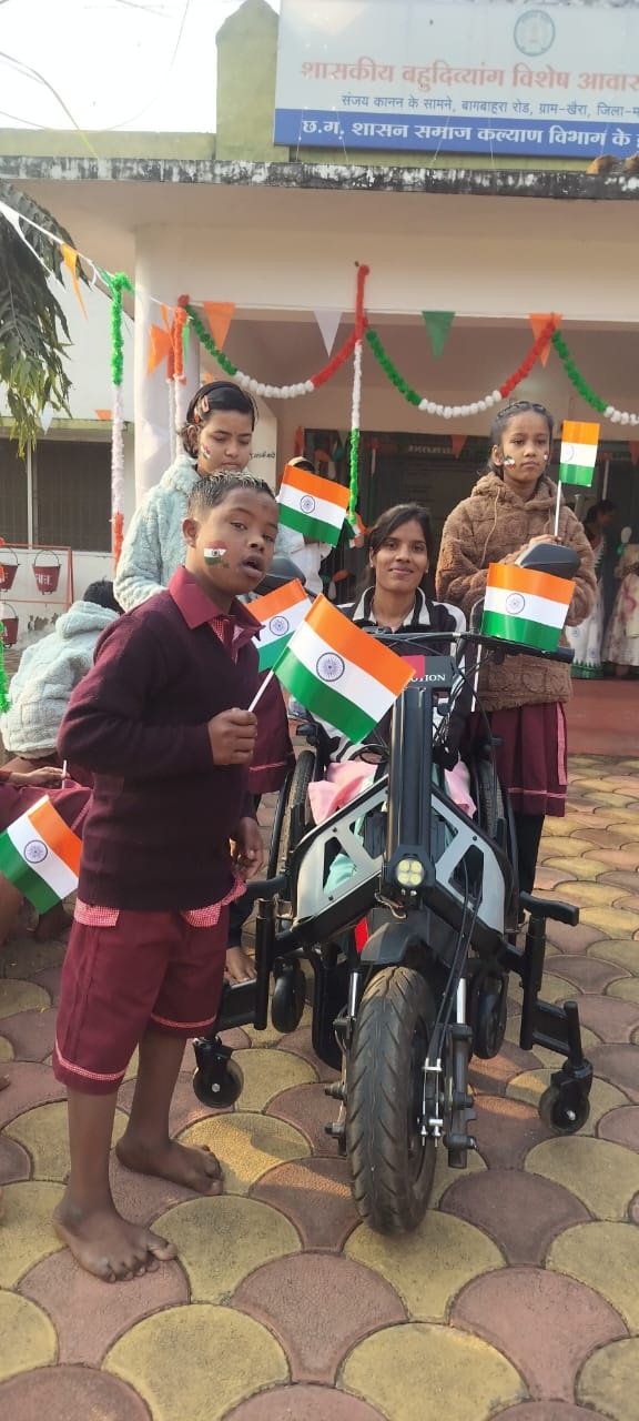  तेजस्वी के हौसले डगमगाते जरूर हैं, मगर पस्त नहीं होते...