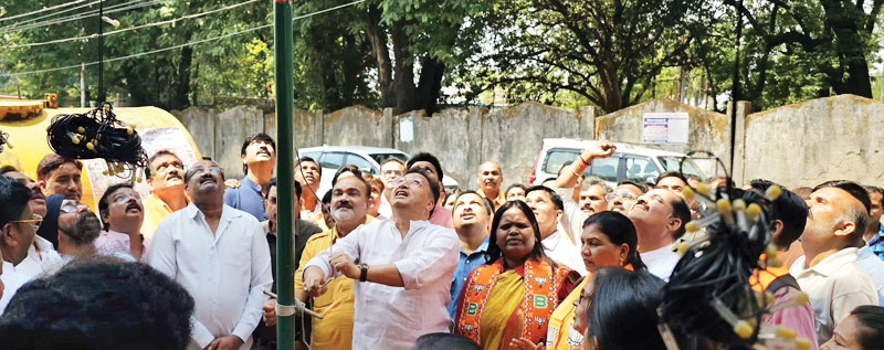 ध्वजारोहण, स्वच्छता और सम्मान कार्यक्रम के साथ मनाया भाजपा स्थापना दिवस, संगठन मजबूती का संकल्प