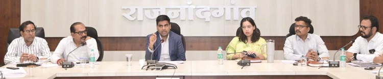 बच्चों का सर्वांगीण विकास सर्वोच्च प्राथमिकता - कलेक्टर