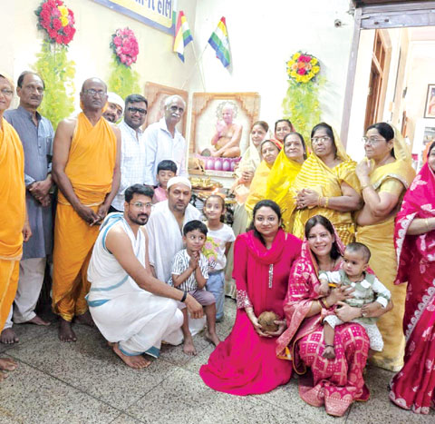 आचार्य श्रीविद्यासागर महाराज के पावन ‘चरण कमल’ की स्थापना