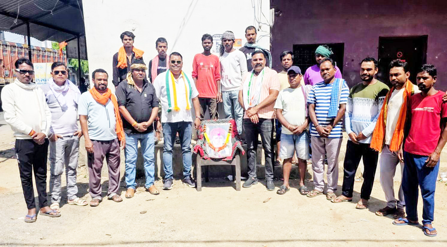 महात्मा ज्योतिबा फुले की जयंती मनाई