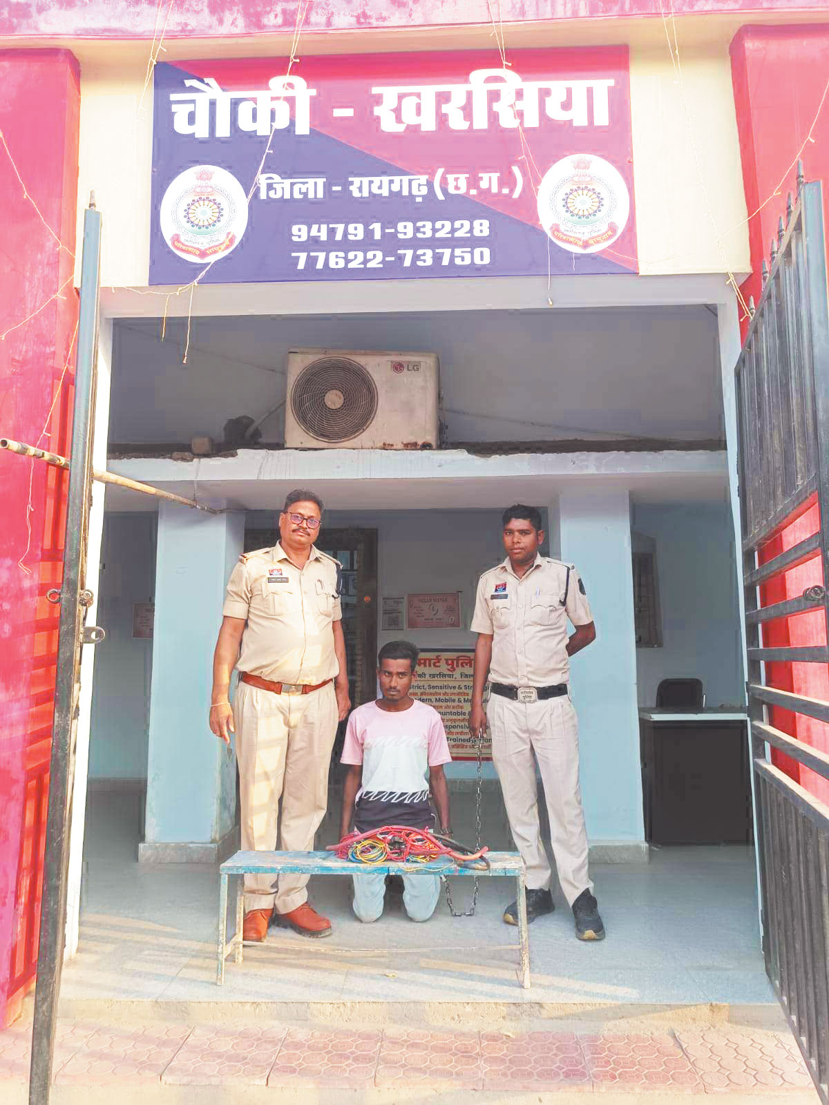 केबल तार व लोहे का एंगल चोरी, आरोपी गिरफ्तार