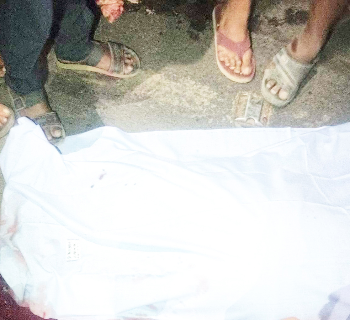 डंपर की चपेट में ग्रामीण की मौत