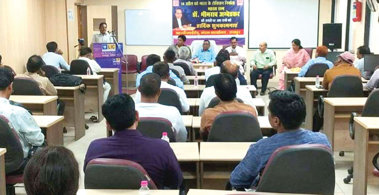 संविधान बचाने की लड़ाई ही आंबेडकर के विचारों को बचाने की लड़ाई है- महापात्र