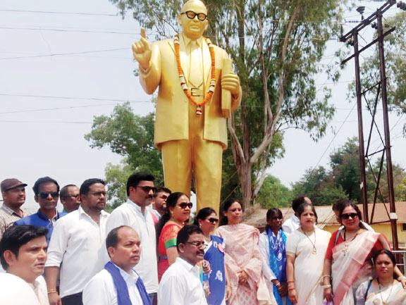 हर्षोल्लास से मनी बाबा साहेब डॉ. अंबेडकर की जयंती, निकली रैली