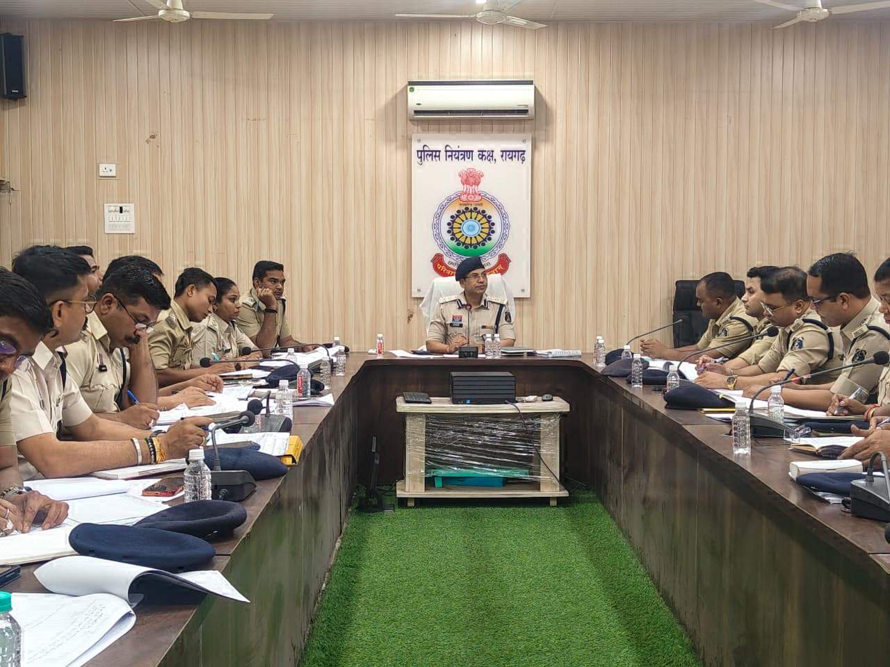 अपराध नियंत्रण, कानून व्यवस्था, कम्युनिटी और ट्रैफिक सुधार के लिए एसएसपी के निर्देश