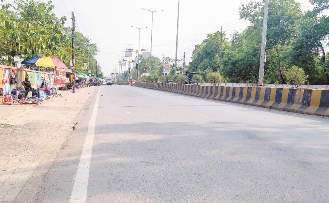 सडक़ों पर धूप का कफ्र्यू, महासमुंद में पारा 43 पार, 2 दिनों में 44 पहुंचने की आशंका