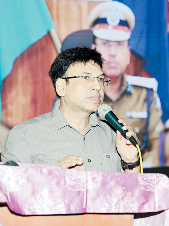 साइबर ठगी से बचाव, पुलिस ने एलईडी पर दिखाई जागरूकता फिल्मों की श्रृंखला