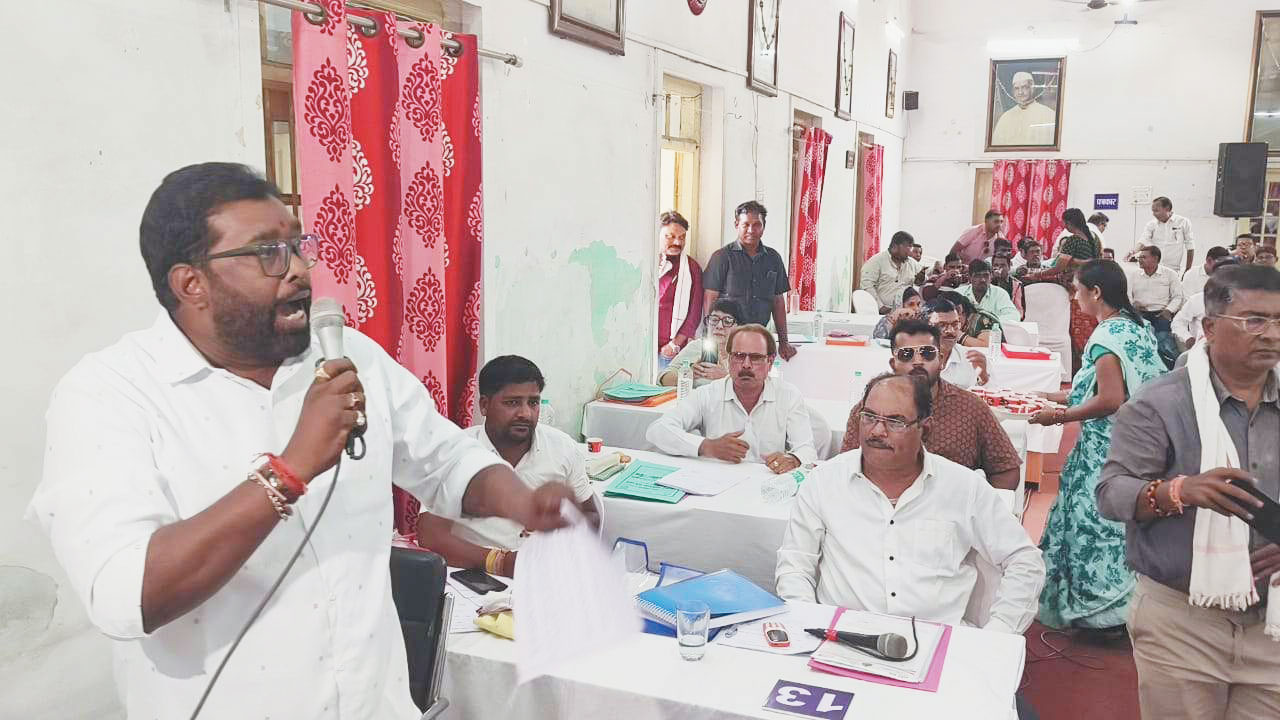 संपत्तिकर घटाने पर फैसला अगली सामान्य सभा में