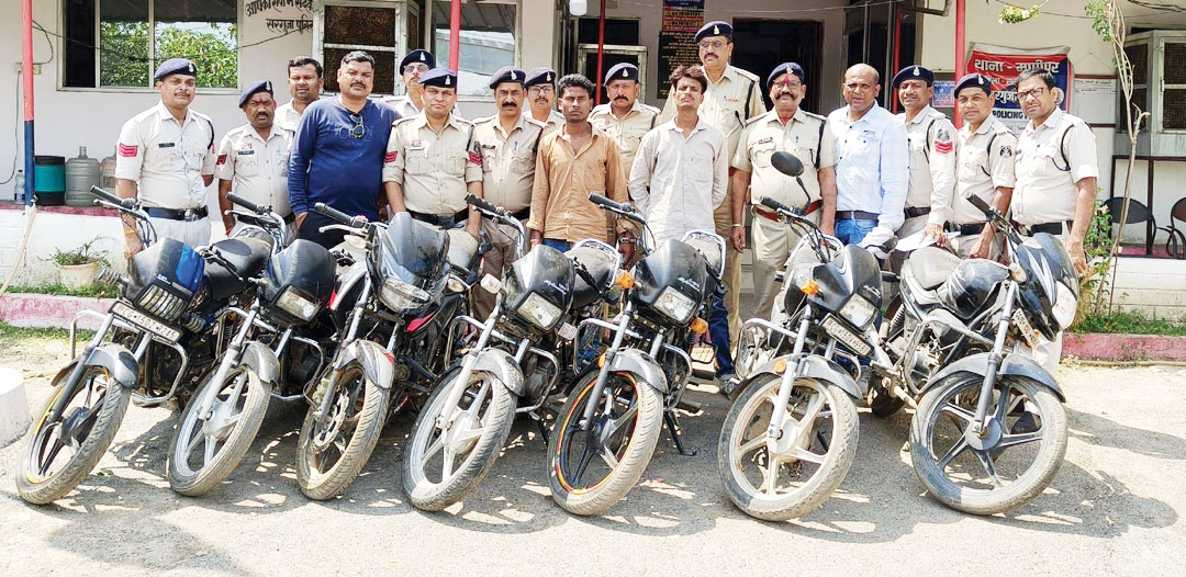 दुपहिया चोरी के 2 आरोपी गिरफ्तार