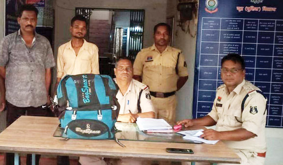 नशीली दवाओं संग 2 गिरफ्तार