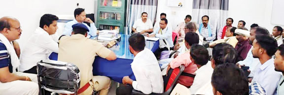 एसडीएम संग बैठक में गोंडवाना समाज ने भूमि हस्तक्षेप का किया कड़ा विरोध