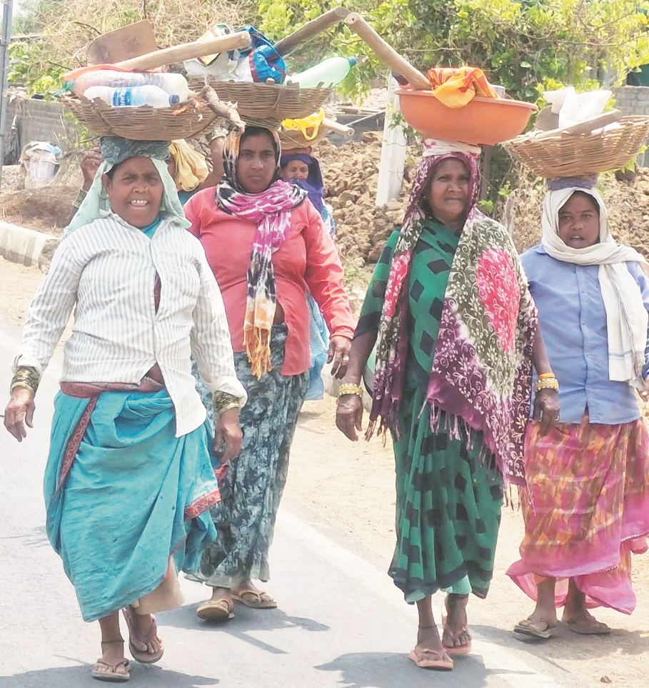 तीन माह से मेहनताना के इंतजार में रोजगार गारंटी के मजदूर