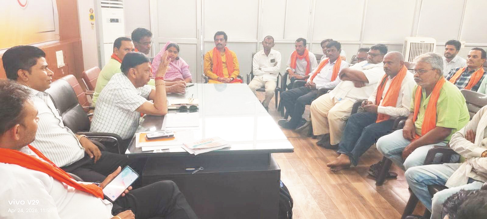 महापौर आवास तोडक़र बनाया जाए निगम का पेट्रोल पंप - संतोष