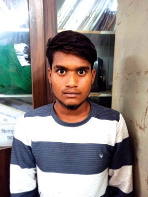 ट्रक में सो रहे ड्राइवर को चाकू मार 10 हजार लूटने वाले  तीन लडक़े गिरफ्तार