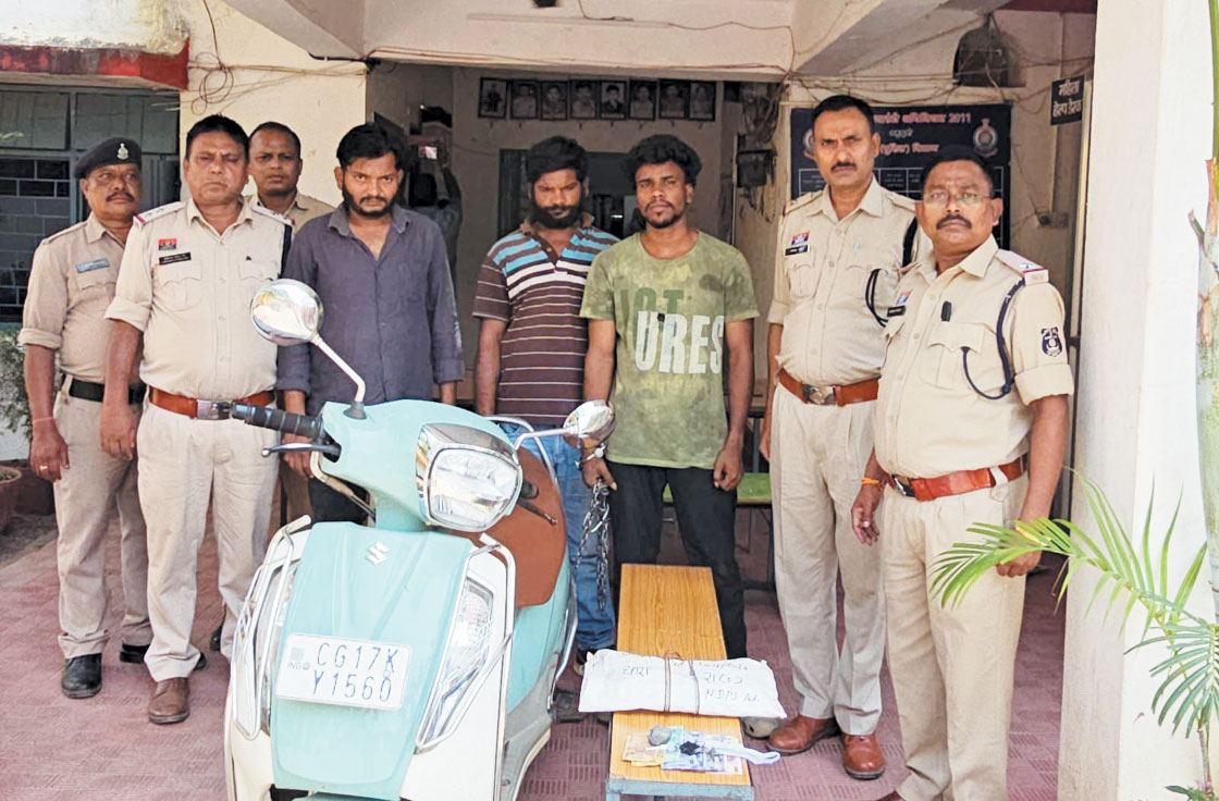 नशीली दवा जब्त, 3 आरोपी गिरफ्तार