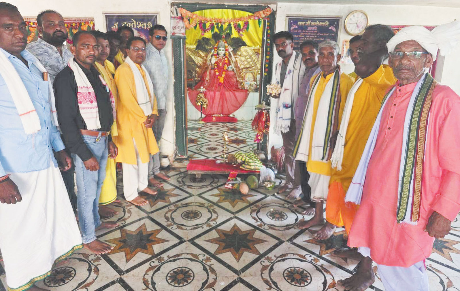 पारम्परिक देव मेला में 84 परगनाओं के देवी-देवता