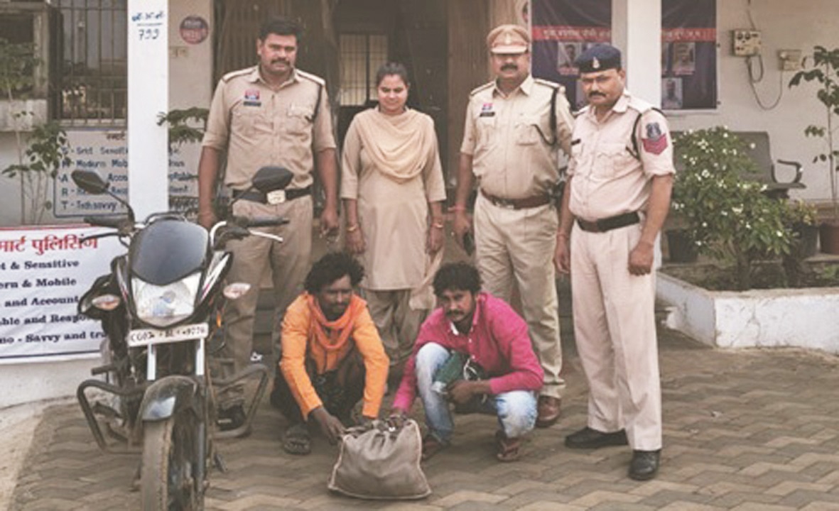 अवैध शराब परिवहन, दो आरोपी गिरफ्तार